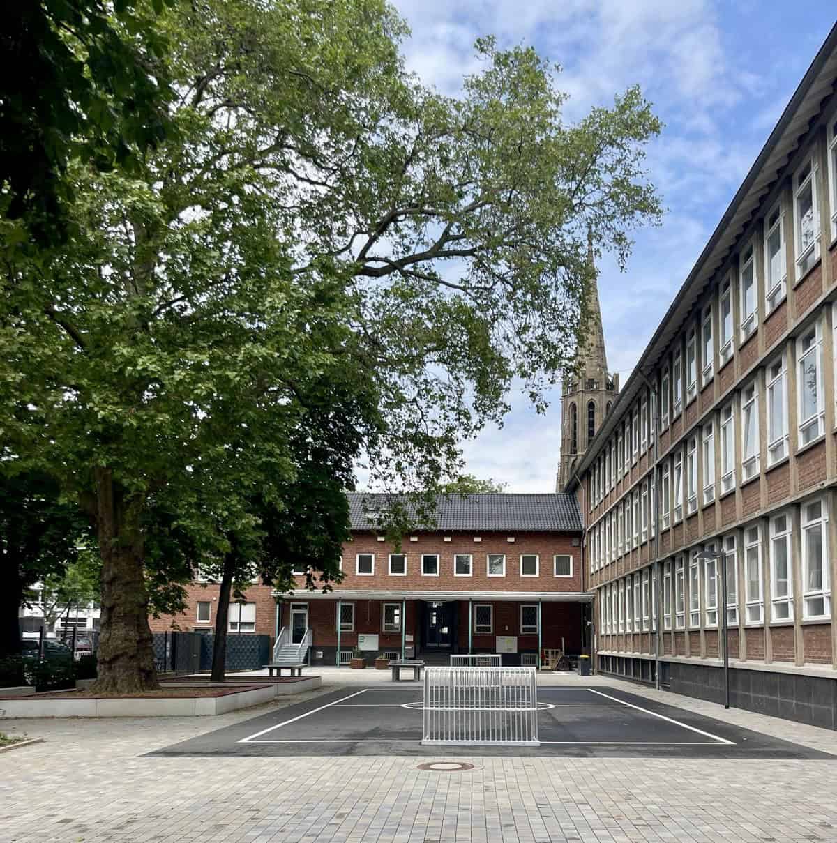 Fußballplatz der igis Gesamtschule